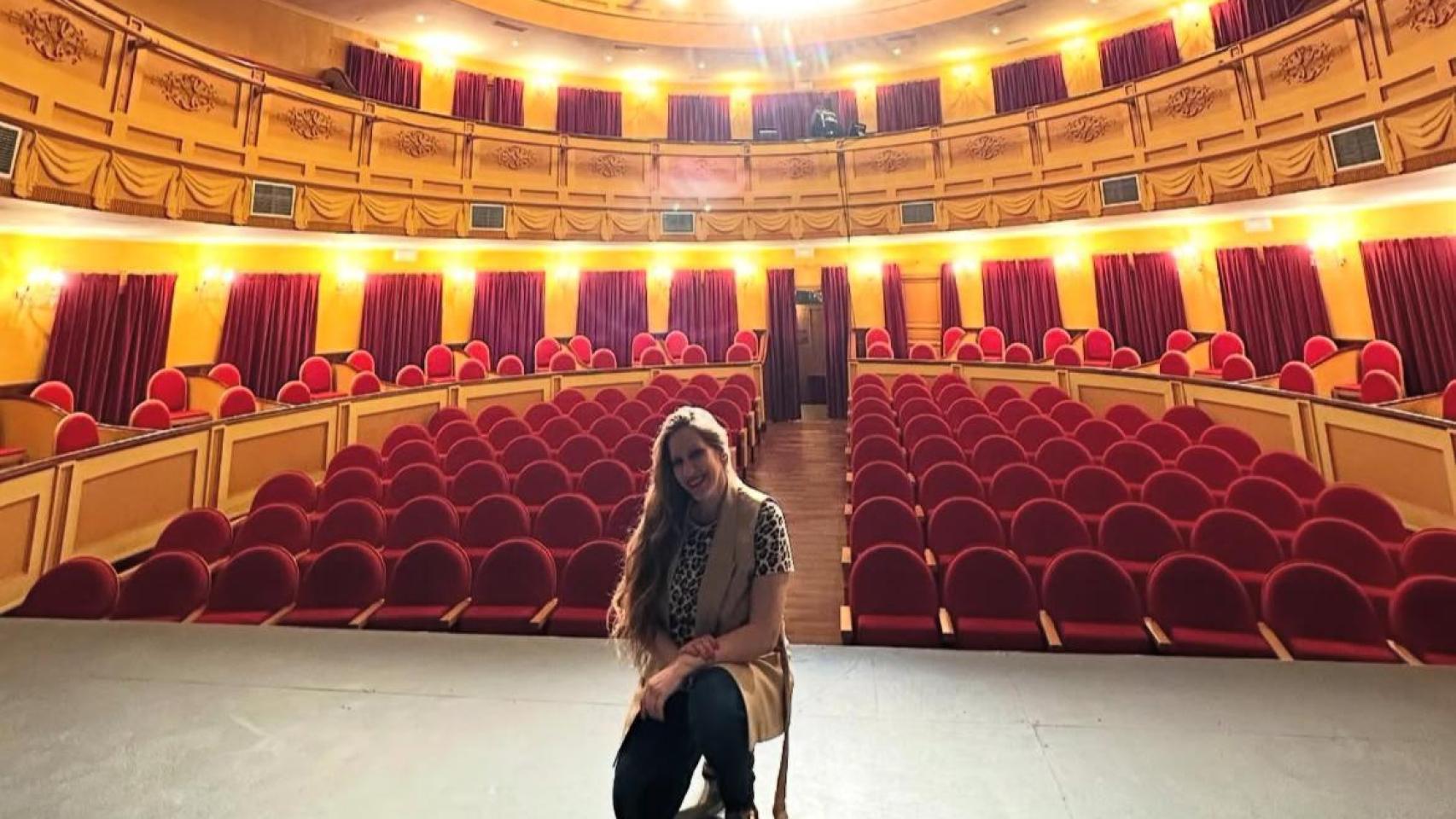María Toledo se rinde a la magia de uno de los teatros más especiales de Castilla-La Mancha