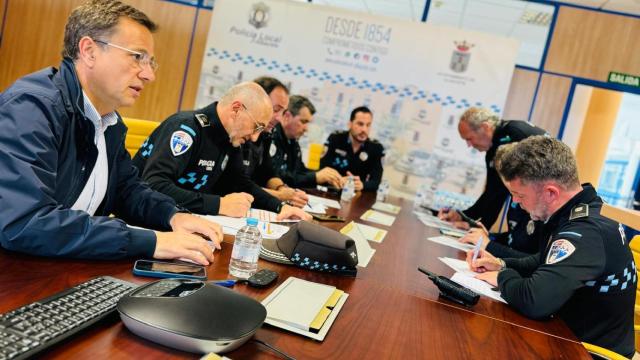 Reunión en la jefatura de la Policía Local de Albacete después del apagón.