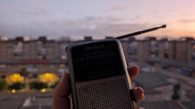 Un transistor y La Luz de fondo.