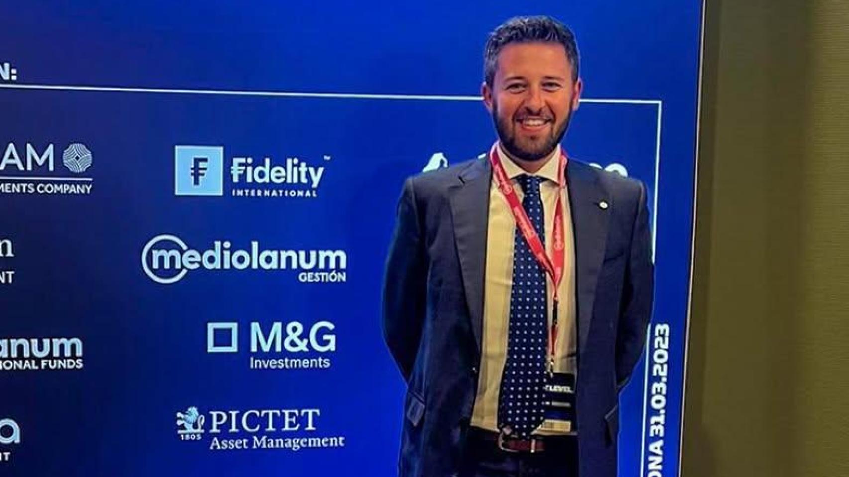 El asesor financiero Luis Romaguera en un congreso.