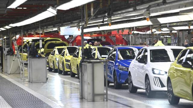 Vehículos en la fábrica de Stellantis en Vigo.
