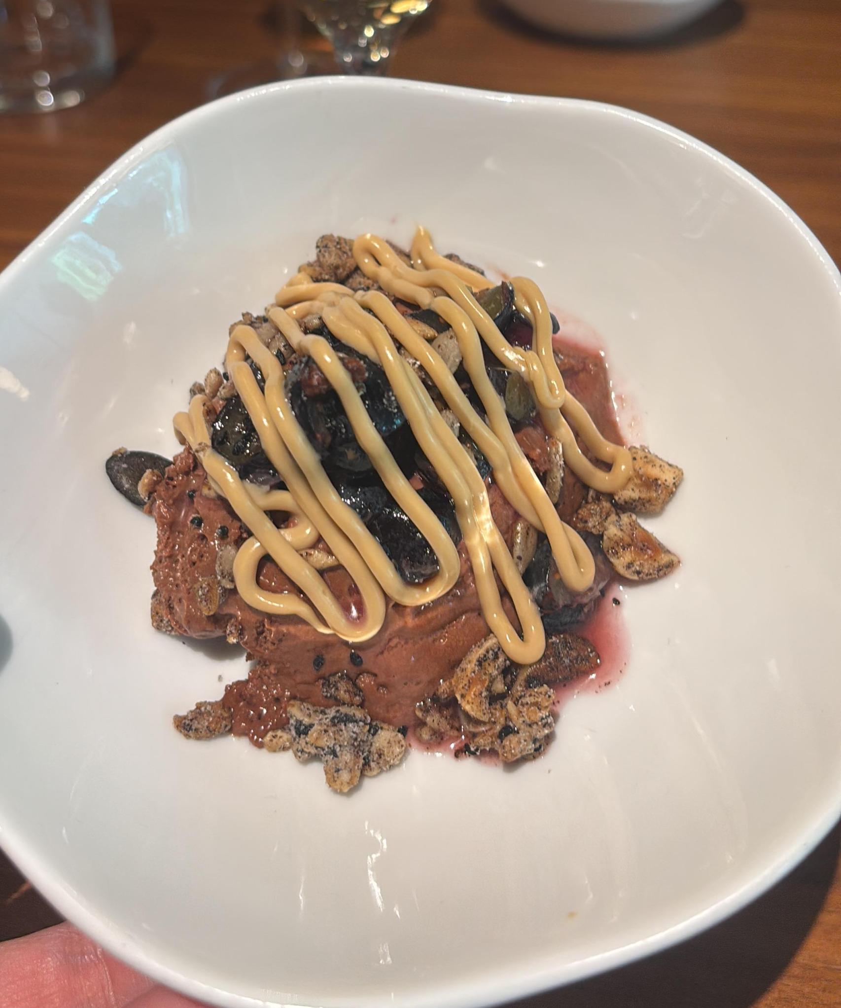 Los helados caseros de la chef son una de sus señas de identidad tanto en su restaurante de tres estrellas Michelín como en JAZ