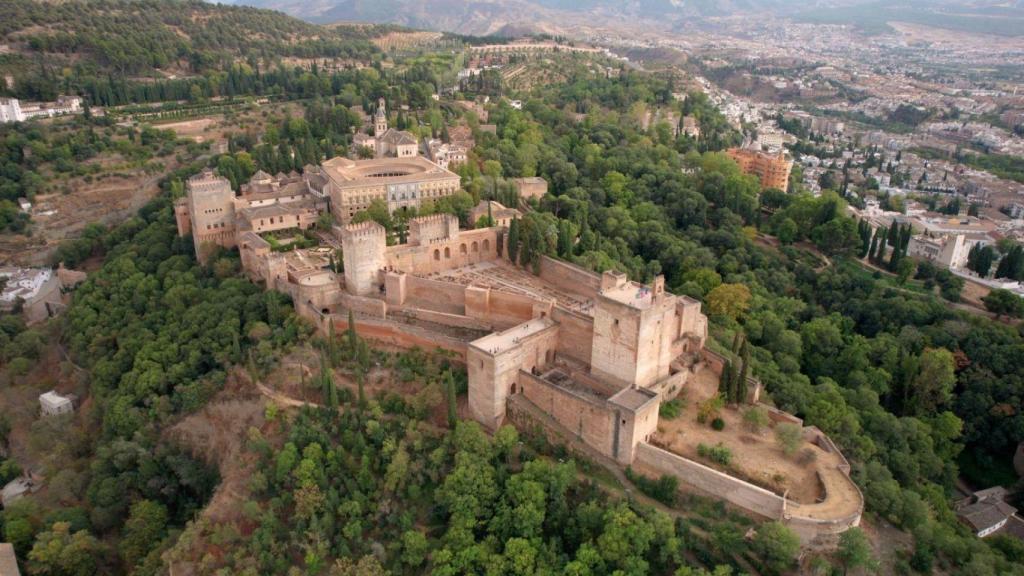 Fotograma de 'Alhambra: el tesoro del último emirato andalusí'.