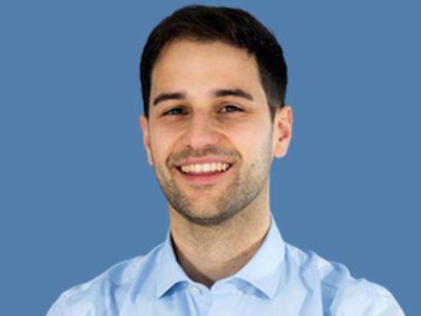 Adrián Valdeolmillos, COO.