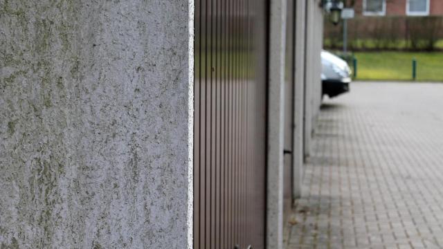 Puertas de garajes, en imagen de archivo.