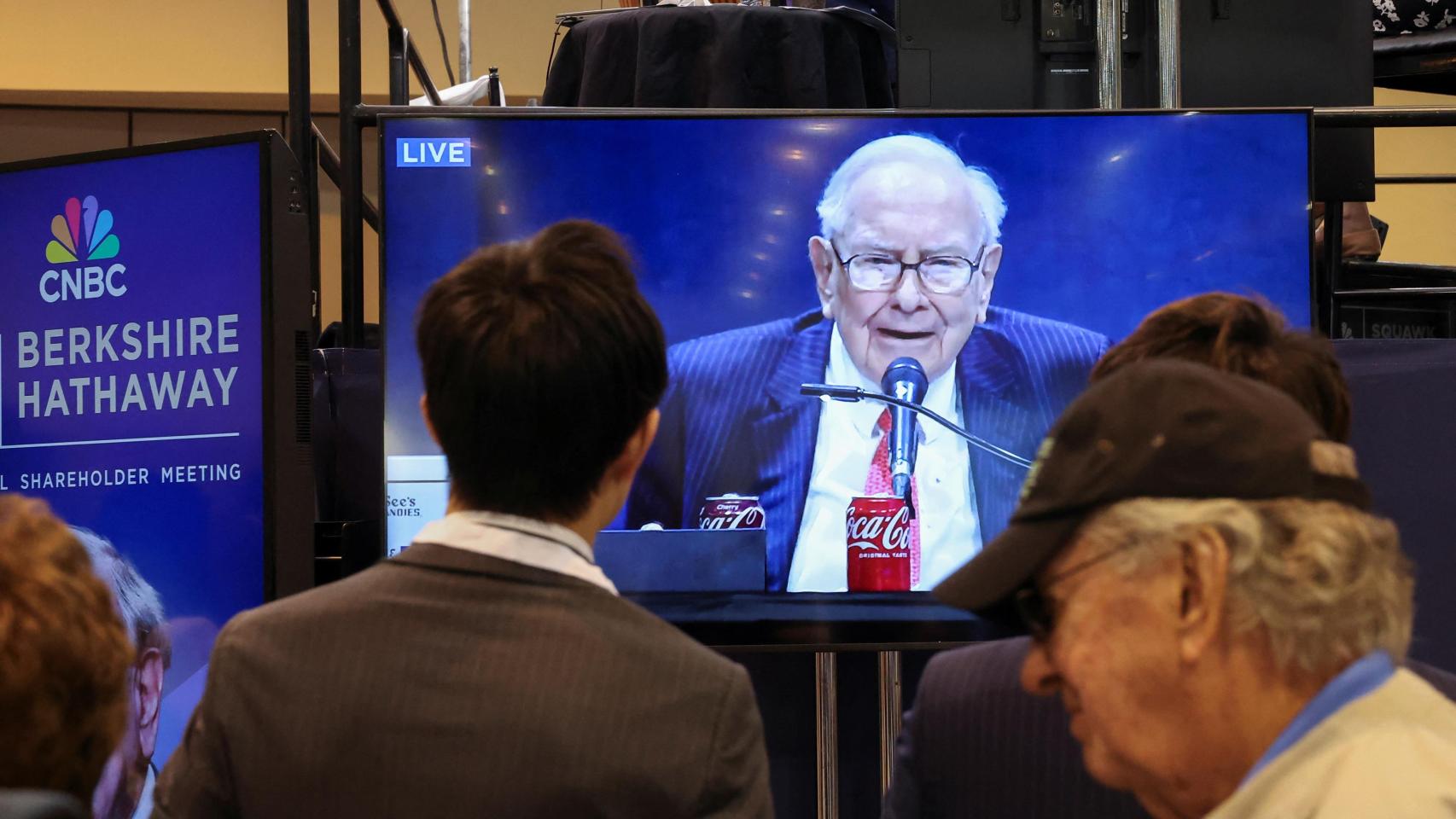 Warren Buffett anuncia por sorpresa su retirada como CEO de Berkshire Hathaway: Greg Abel será su sucesor