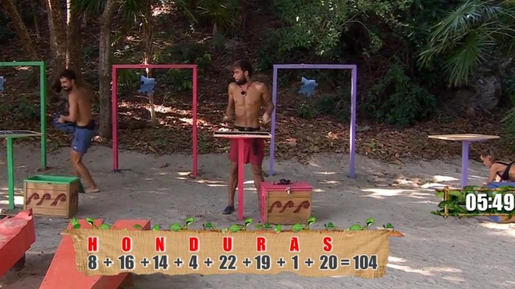 Montoya copia en una prueba de 'Supervivientes 2025'.