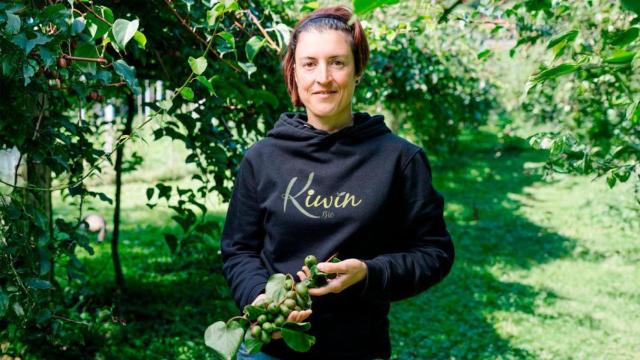 La asturiana Cristina Secades, en su finca.