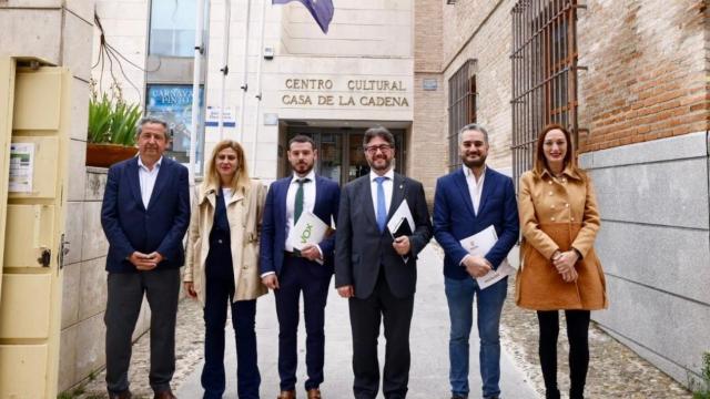 El Gobierno de Partido Popular y Pinto Avanza ha cerrado un acuerdo con el Grupo Municipal de Vox.