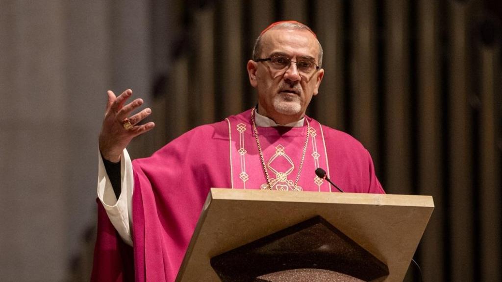 El patriarca latino de Jerusalén y cardenal papable, Pierbattista Pizzaballa, durante una misa por la paz celebrada en la Sagrada Familia de Barcelona, a febrero de 2024.