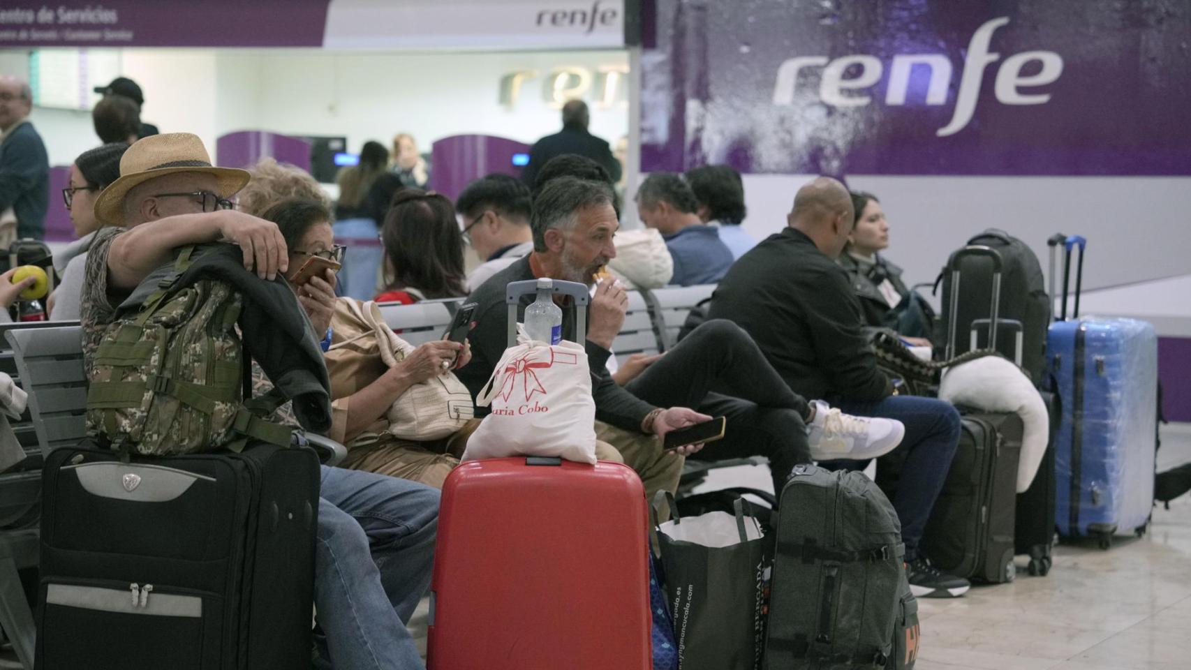 Más de 10.000 viajeros se vieron afectados.