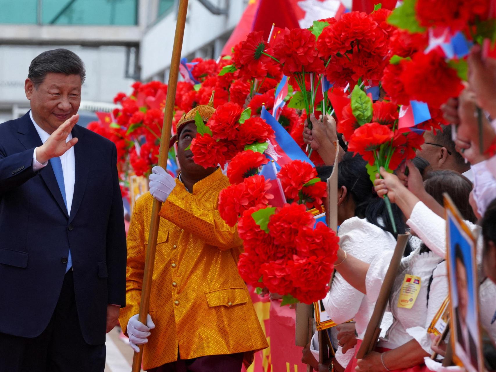 Primero fue a por Hong Kong, ahora va a por Macao: la China de Xi escala su represión con el arresto de dos periodistas