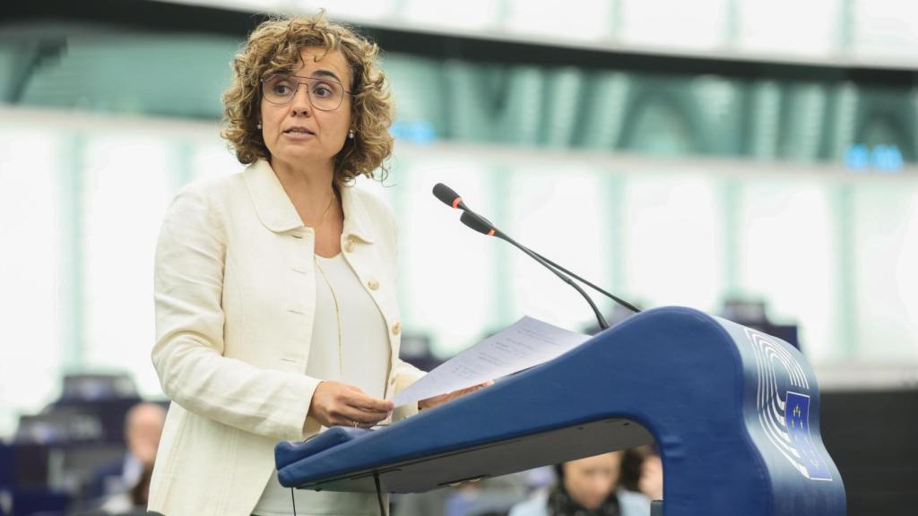 La portavoz del PP, Dolors Montserrat, durante el debate de este miércoles en la Eurocámara