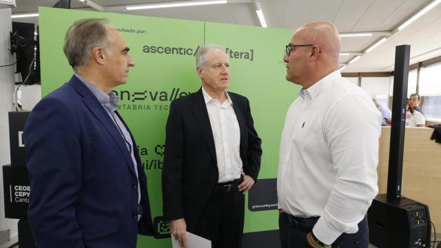 Javier Puente y Eduardo Arasti, en la presentación de Cantabria Green Valley Tech.