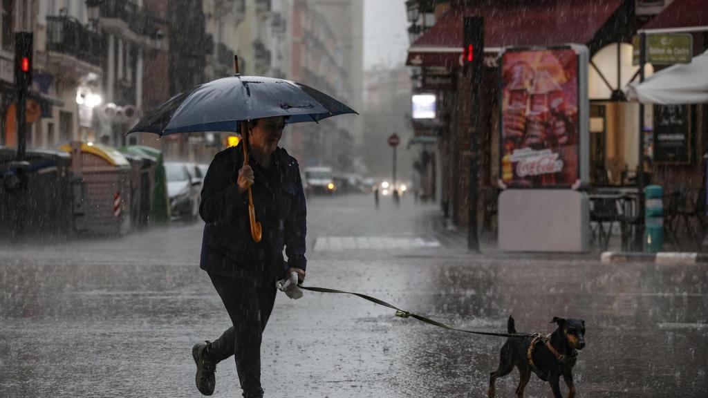 Lluvias de este jueves. EFE/Manuel Bruque
