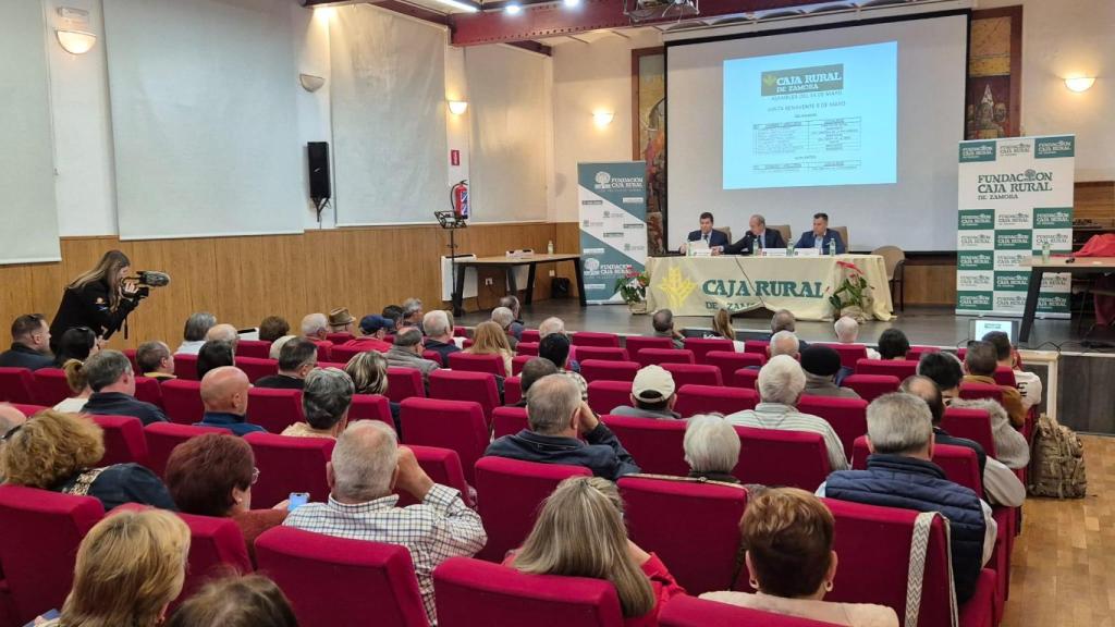 Junta preparatoria de Caja Rural en Benavente