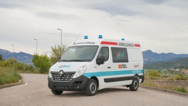 Ambulancia del servicio de transporte sanitario no urgente