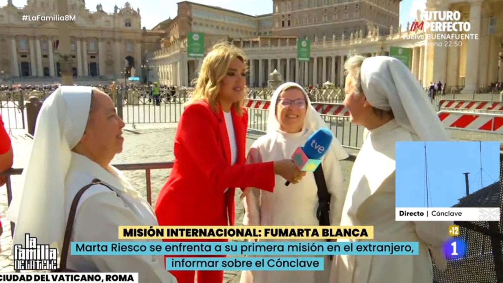El Consejo de Informativos de TVE alza la voz contra 'La familia de la tele' por enviar a Marta Riesco a Roma