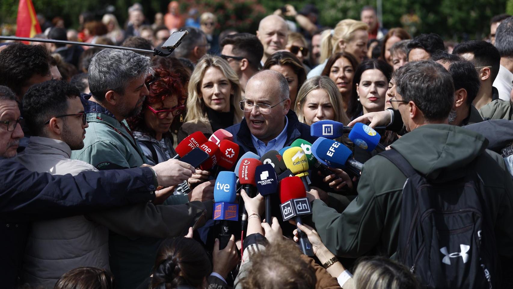 Última hora política, en directo | Tellado en la manifestación contra el Gobierno: "Vivimos en una situación de caos por la incompetencia de Sánchez"
