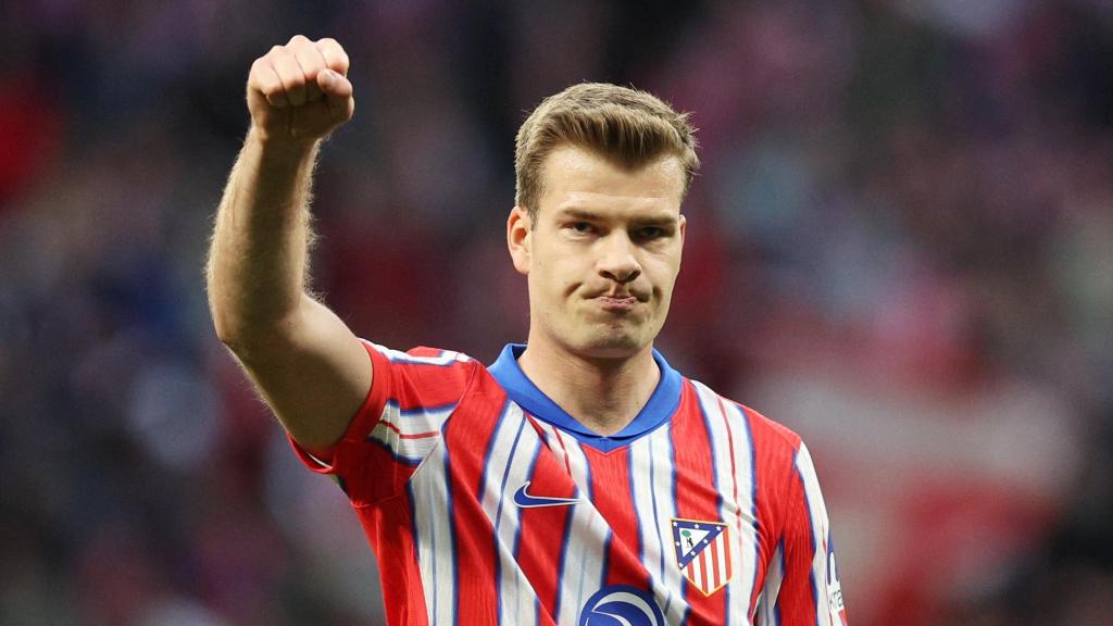 Sorloth celebra uno de los goles en la victoria ante la Real Sociedad.