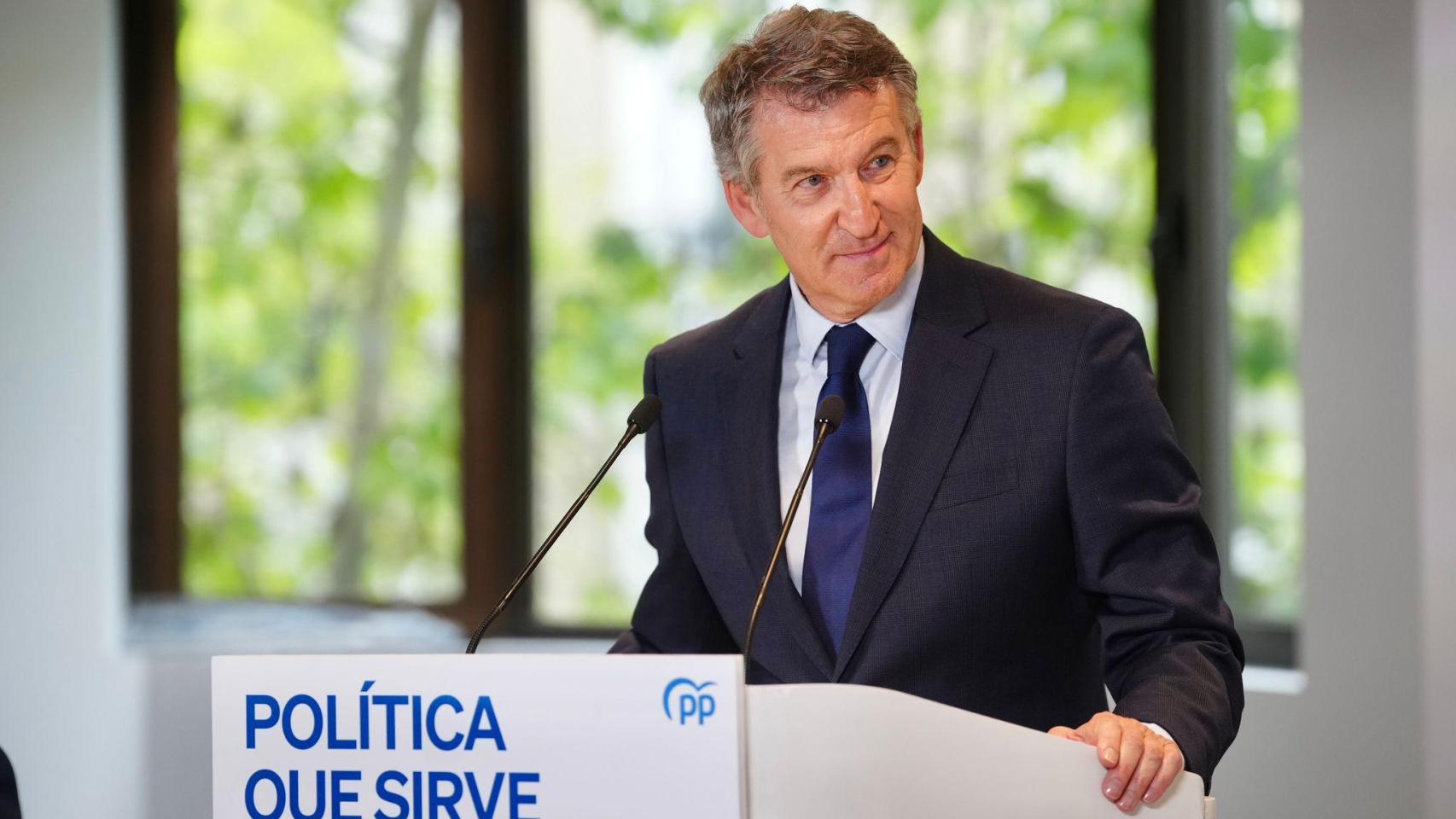 Feijóo, a sus barones tras los mensajes de Sánchez a Ábalos: "Para mí ninguno es ni petardo, ni hipócrita, ni impresentable"
