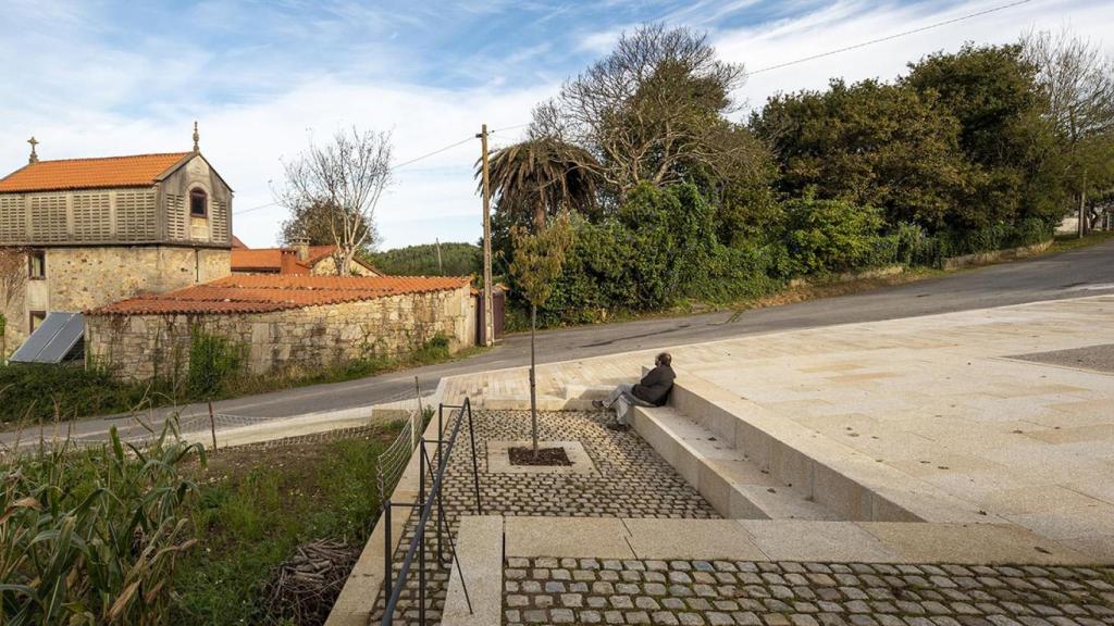 Praza do Pombal en San Miguel de Vilela.