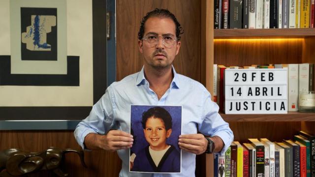 Salvador Cacho fue abusado por su tío durante ocho años.