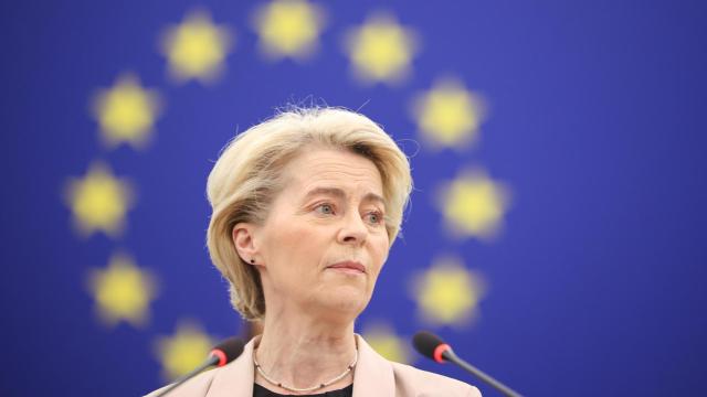 La presidenta de la Comisión Europea, Ursula von der Leyen, durante una comparecencia en la Eurocámara