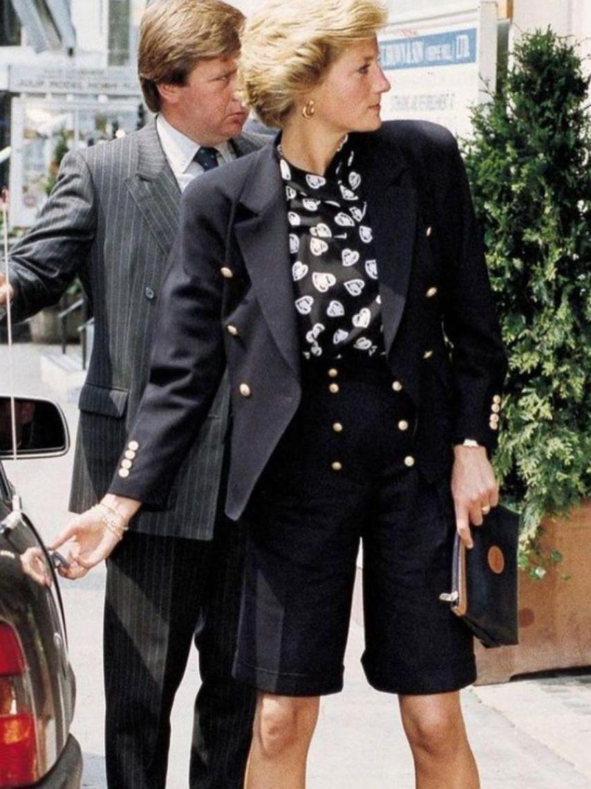 Lady Di en traje de Bermudas.