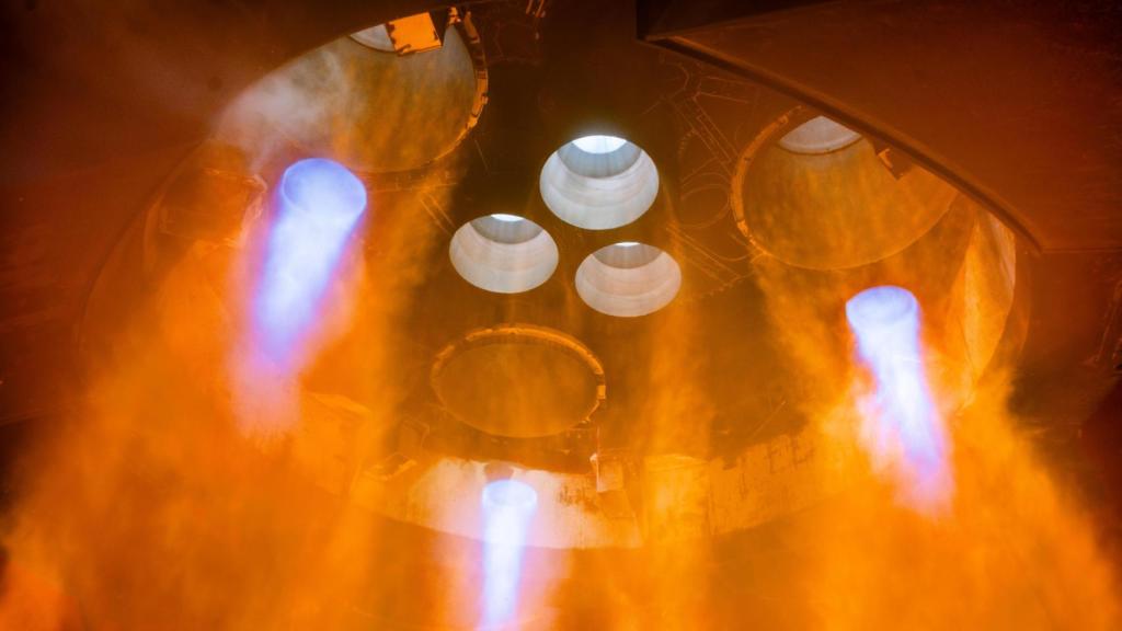 Encendido de los motores de Starship previo al noveno lanzamiento de prueba