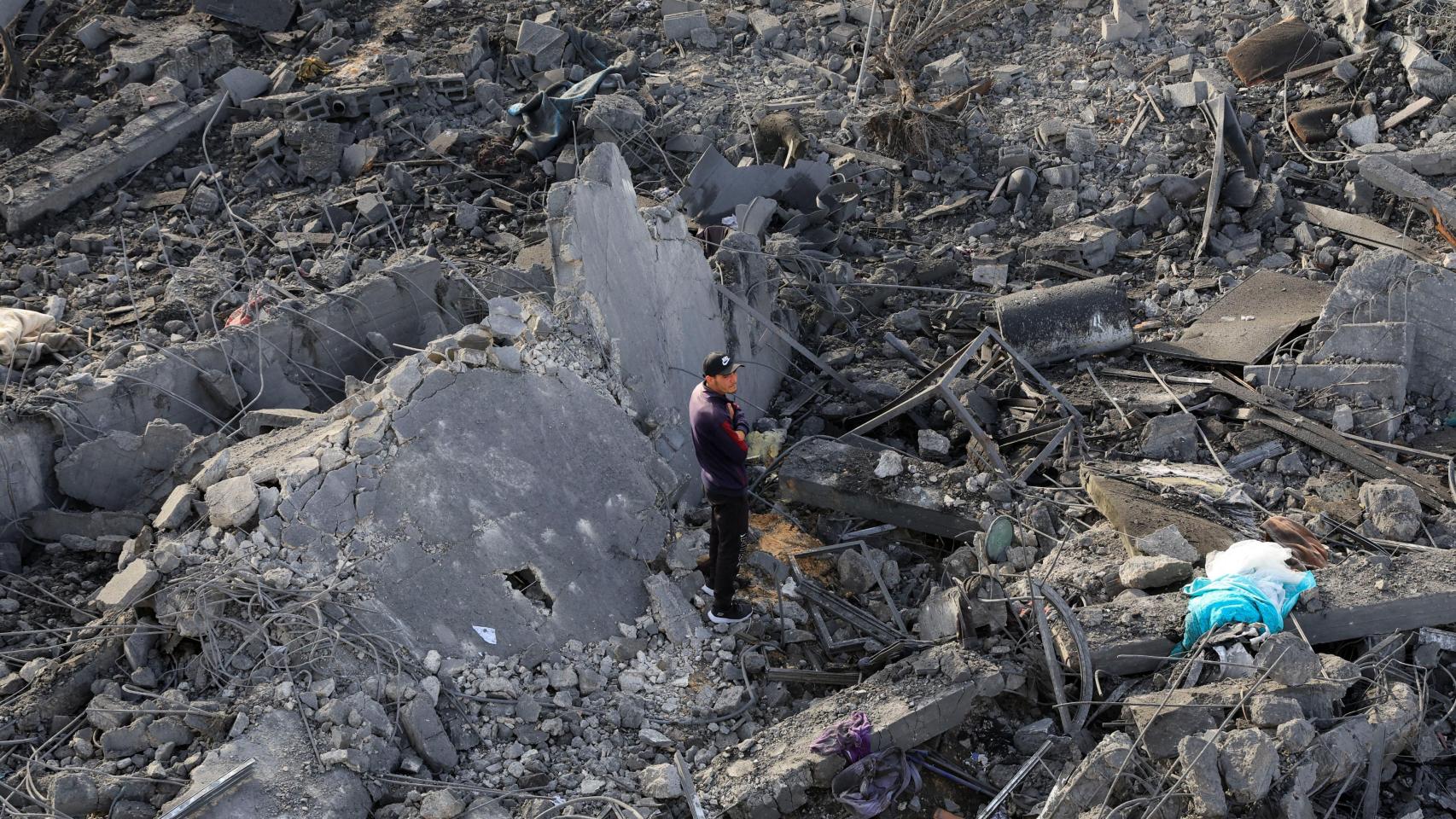 Israel mata a 74 palestinos en nuevos bombardeos contra Gaza horas antes de su participación en Eurovisión