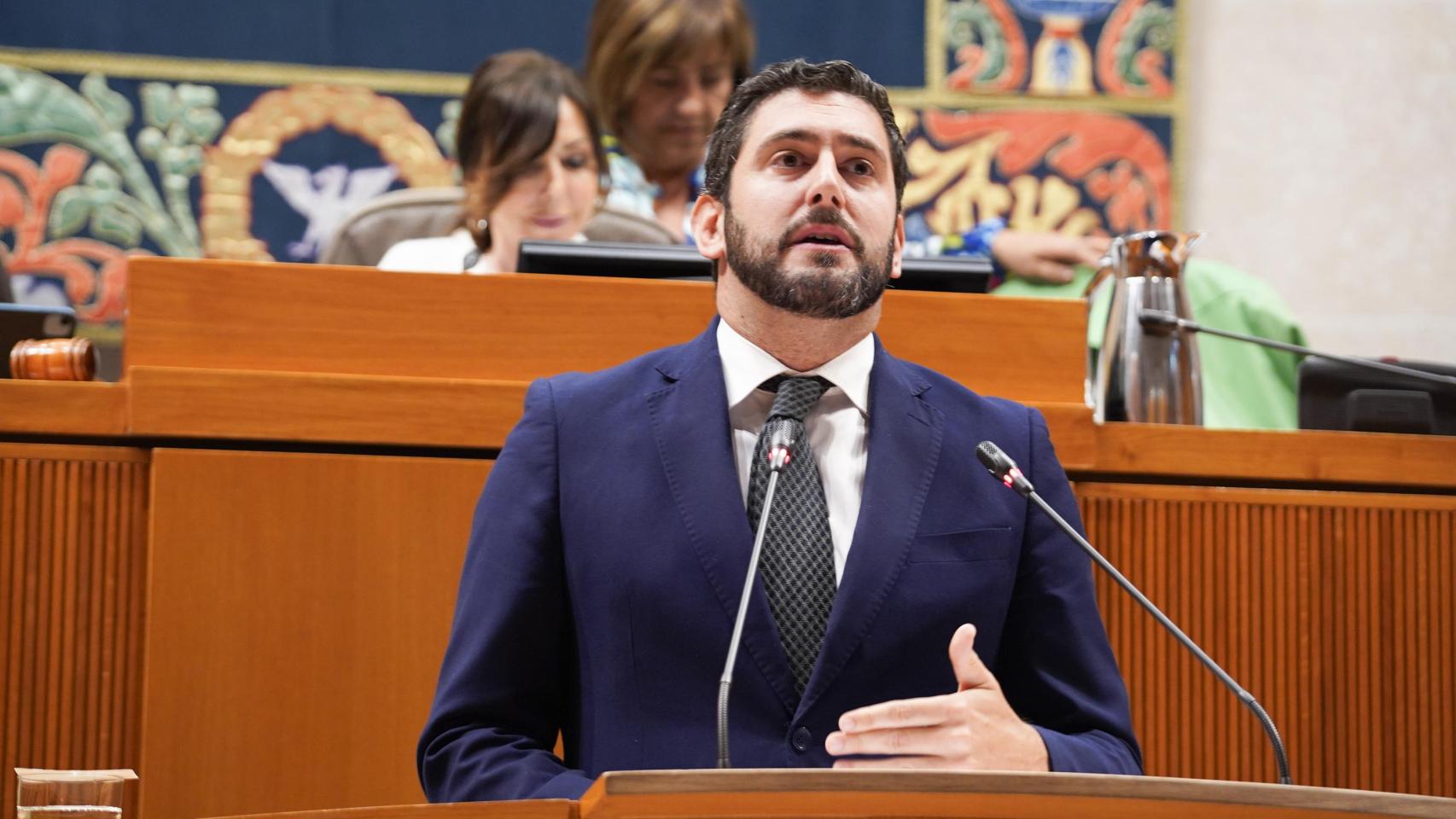 Vox se queda solo con su apuesta por construir una central nuclear en Aragón: "No hay por dónde cogerlo"