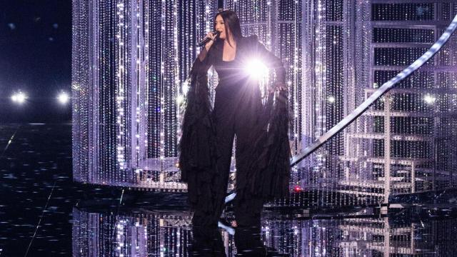 Yuval Raphael durante su actuación en la segunda semifinal de Eurovisión 2025.