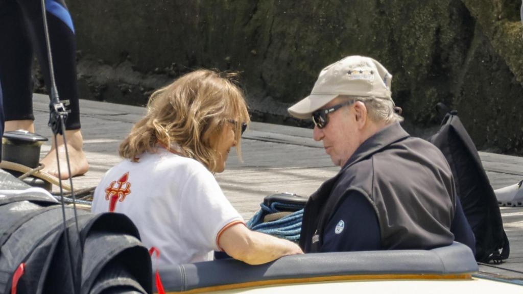El rey Juan Carlos a bordo del bribón.