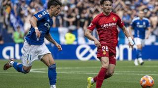 Pau Sans reclamó un penalti ante el Oviedo.