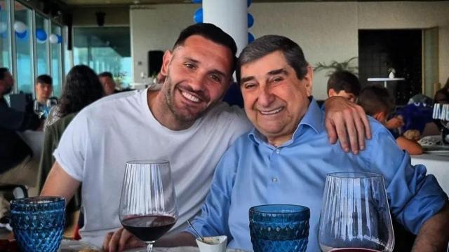 Lucas Pérez junto a Lendoiro en una imágen compartida en sus redes