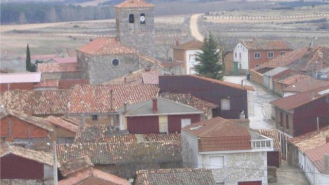 Fuentearmegil es un  municipio situado en la parte Oeste de la provincia de Soria,