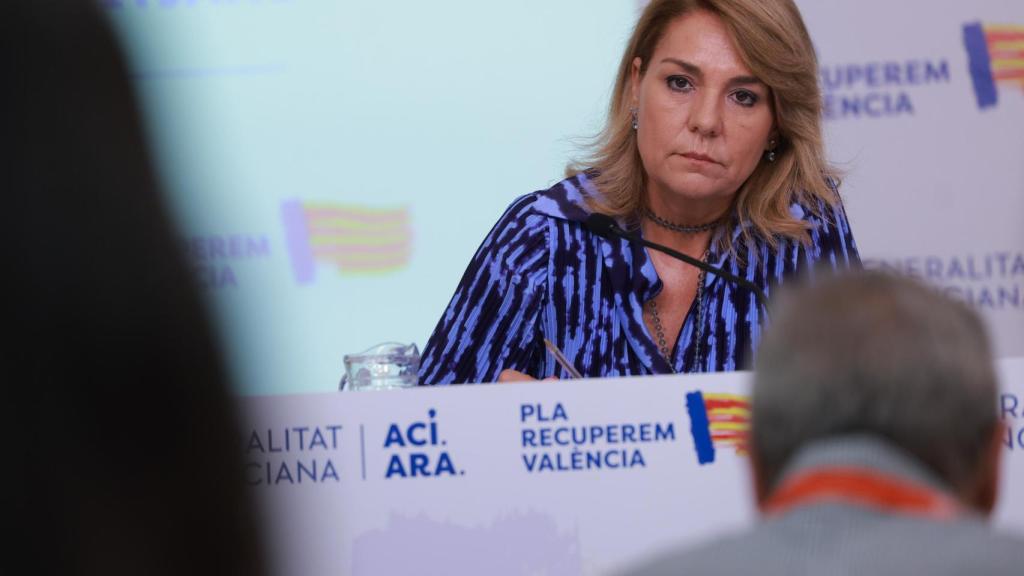 La portavoz del Consell en la rueda de prensa de este martes. EE