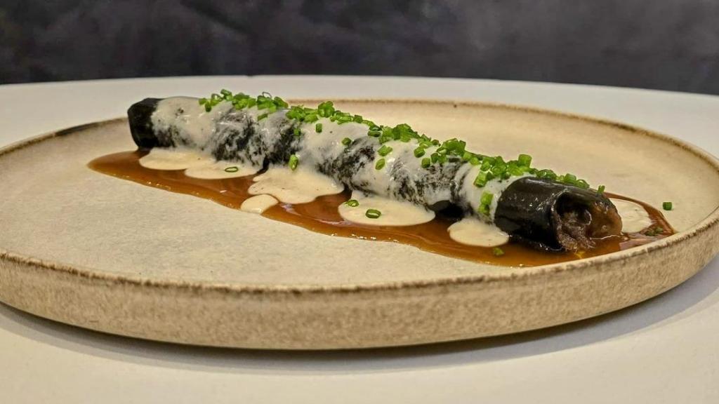 Canelón de rabo de vaca y tuétano.
