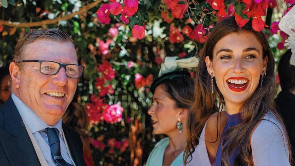 César Cadaval con su hija Patricia en una imagen de las redes sociales.