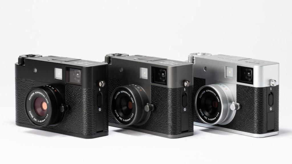 Fujifilm X Half.