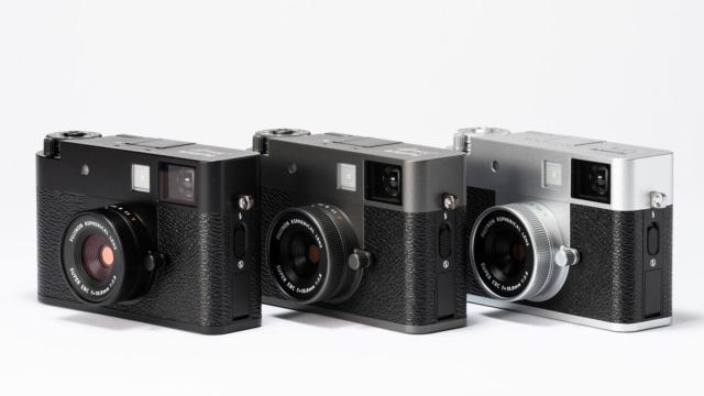 Fujifilm X Half.