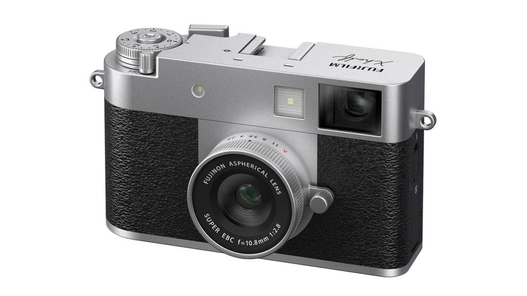 Fujifilm X-Half.