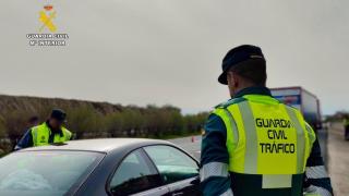 Agentes de la Guardia Civil de Tráfico en una imagen de archivo.