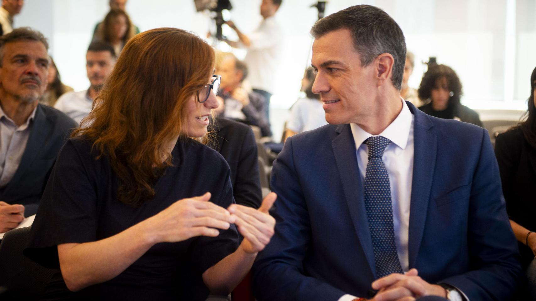Sánchez deja fuera de la ayuda para gafas a 1 millón de jóvenes: en su programa las prometió a menores de 18 años