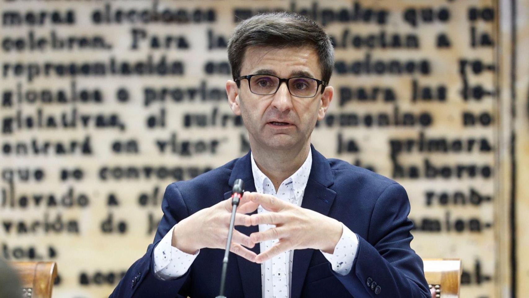 José Pablo López en su comparecencia en una comisión de control parlamentario de RTVE.