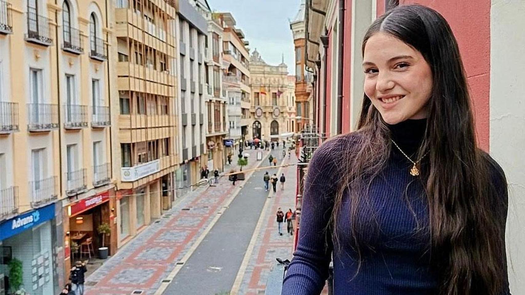 Diana logra un 10 en bachillerato y busca el pleno en la ebau para estudiar la deseada carrera de sus sueños