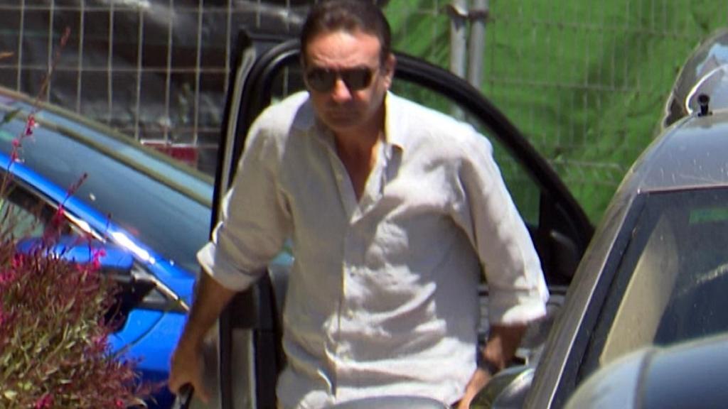 Enrique Ponce llegó este miércoles, día 28, a la Clínica Internacional Ruber.