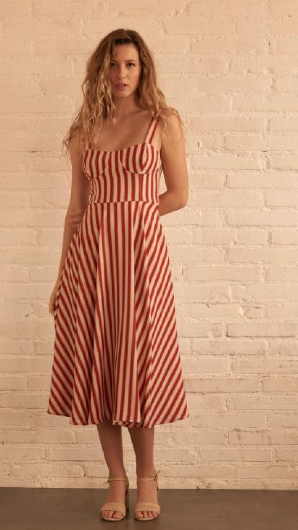 Vestido a rayas 'Nelly', de la dulce firma Maggie.