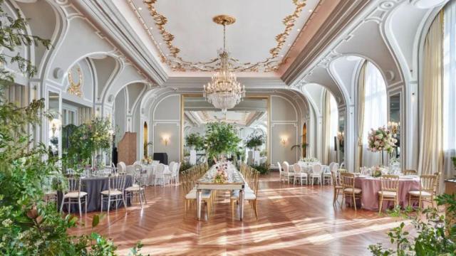 Salones del espacio más exclusivo para celebrar una boda en Madrid.